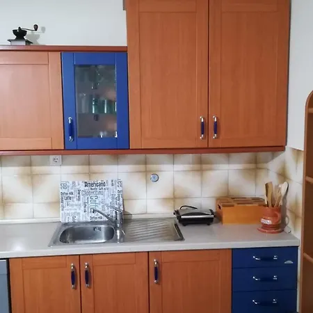 Tina Apartment *